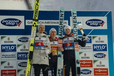 Garmisch-Partenkirchen: Tschofenig gewinnt Neujahrsskispringen